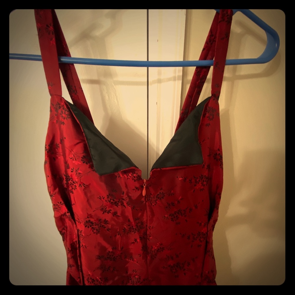 Zip in the front to accentuate your bosom.